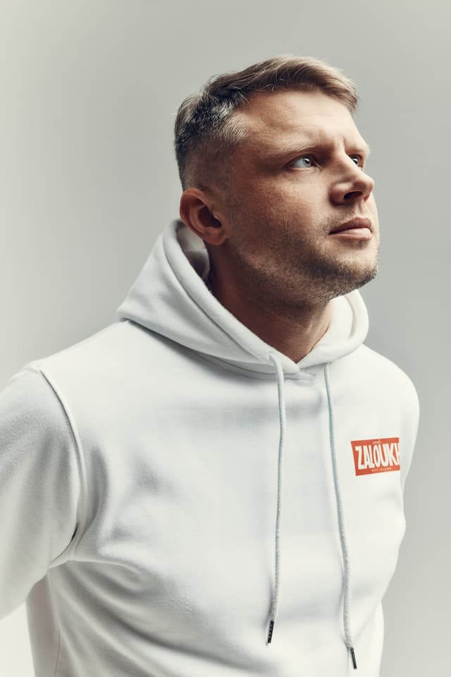 Юрий Ефремов